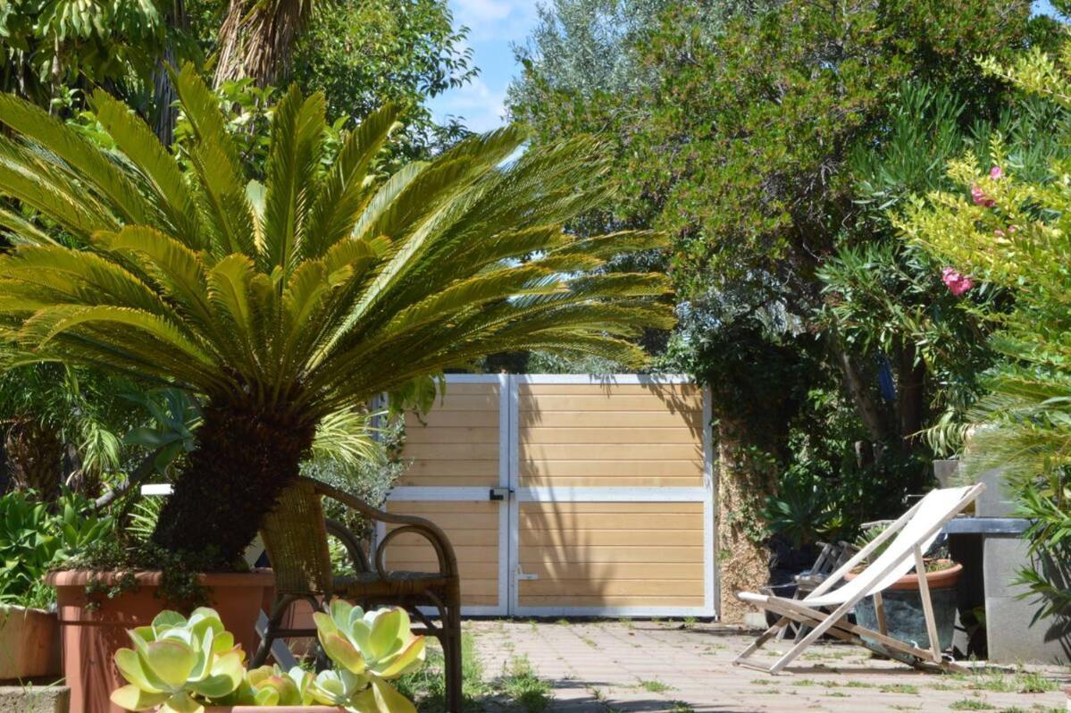 Casa Vacanze Rocco Àrbatax Екстериор снимка