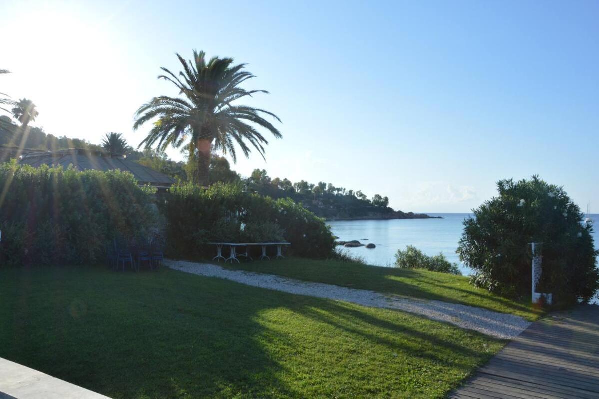 Casa Vacanze Rocco Àrbatax Екстериор снимка